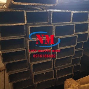 Thép hộp chữ nhật 150x100x3