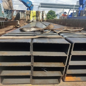 Thép hộp 200x300x10