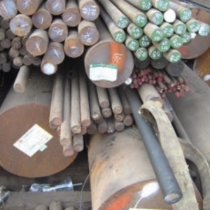 THÉP TRÒN TRƠN SCM440 PHI 250mm