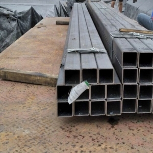 thép hộp vuông 180x180x4mm