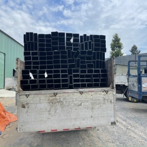 Thép hộp chữ nhật 50x100x1.5