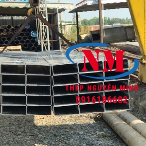 Thép hộp 250x300X4