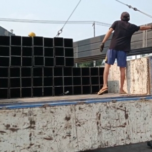 Thép hộp 200x200x9.75