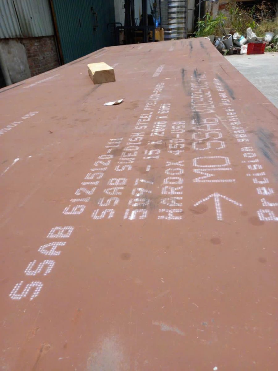 Thép tấm hardox 450 dày 15 x 2000 x 6000