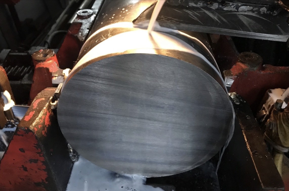 THÉP TRÒN ĐẶC SCM440 PHI 680 - THEP TRON DAC SCM440 PHI 680 