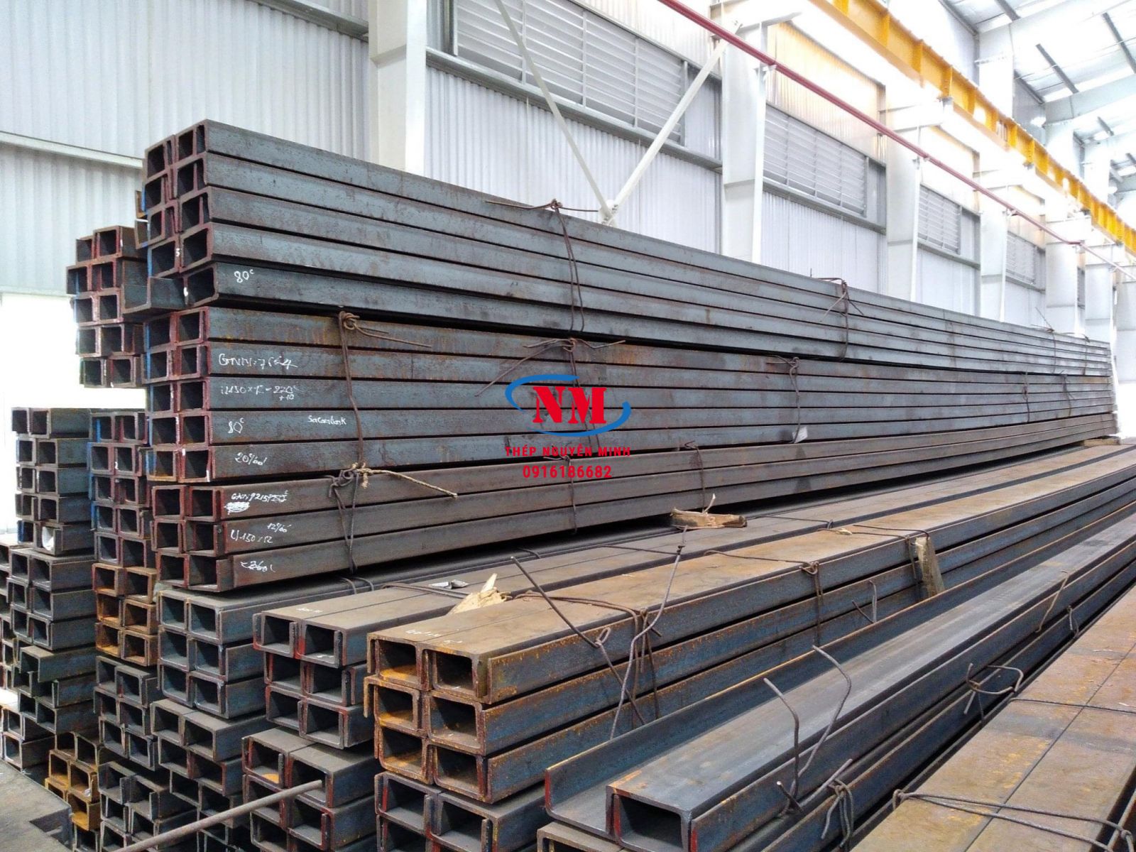 THÉP HÌNH CHỮ U TIÊU CHUẨN Q235 / XAD GỒ U TIÊU CHUẨN 235 - SẮT THÉP NGUYỄN MINH